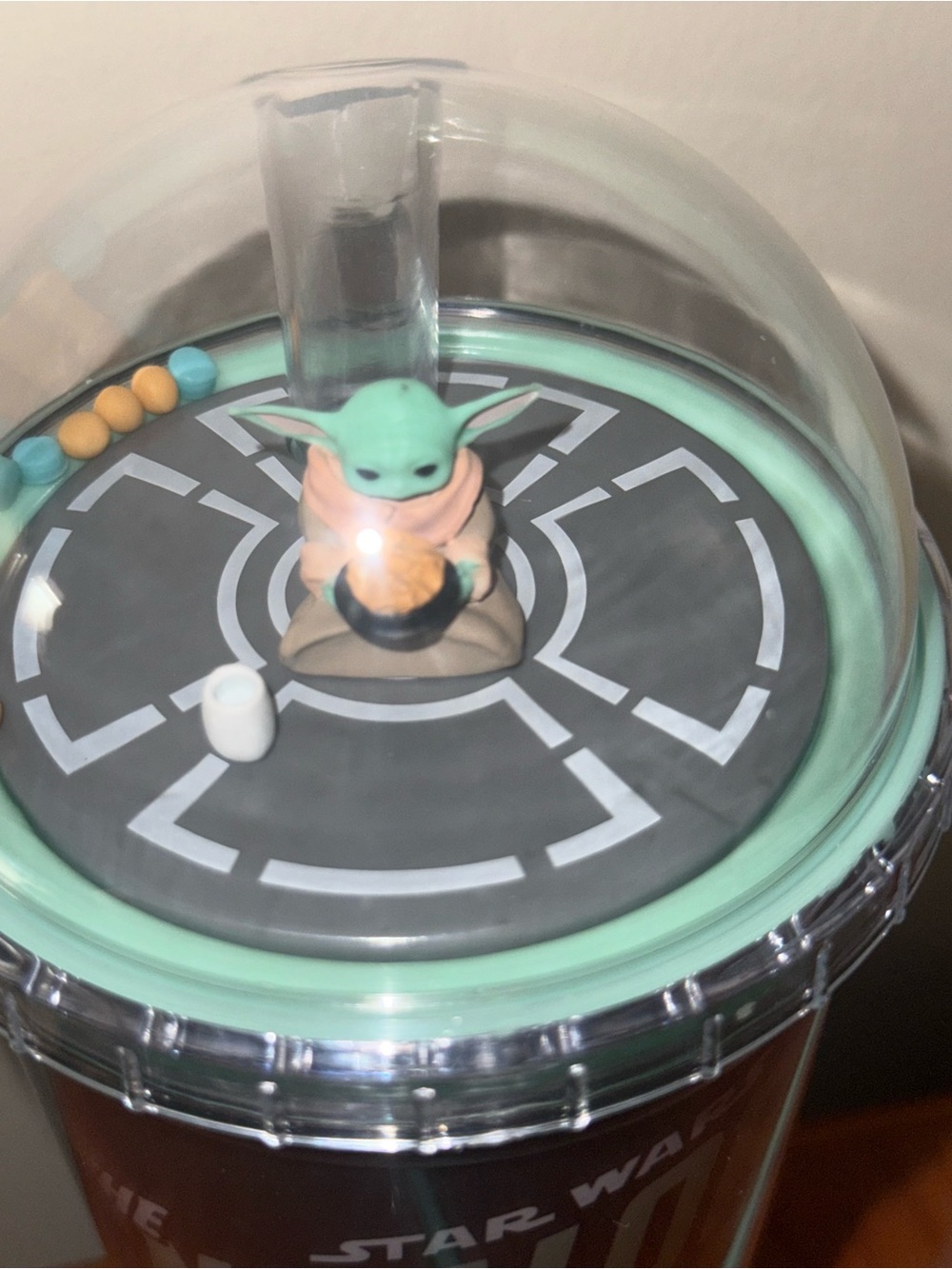Star Wars Mandalorian & Grogu Dome Tumbler w Straw-Cinemark Exclusive NWT! - Picture 3 of 13